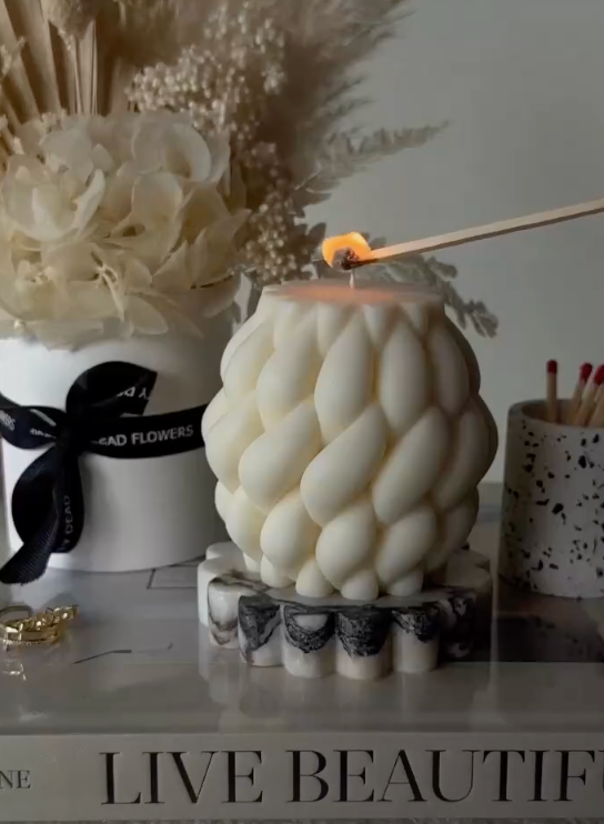 Knot Ball Candle