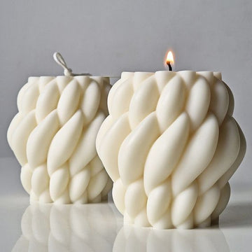 Knot Ball Candle